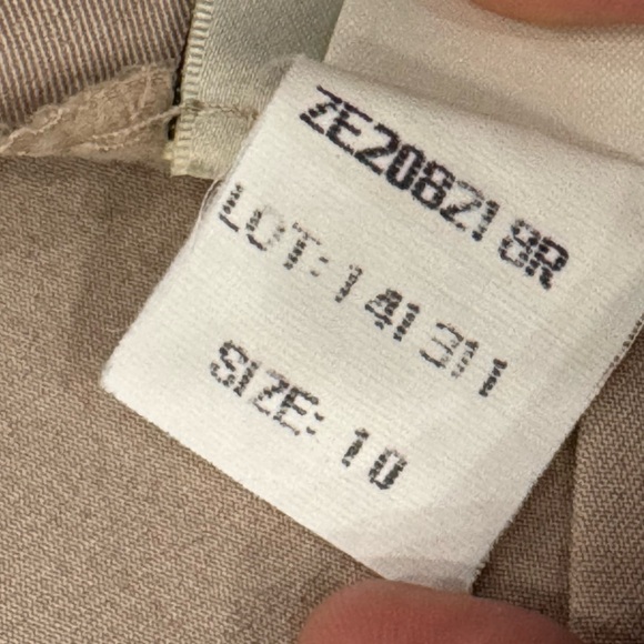 Gloria Vanderbilt Skirt - Picture 7 of 7